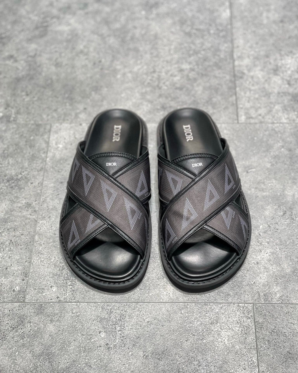 DIO Sneakers