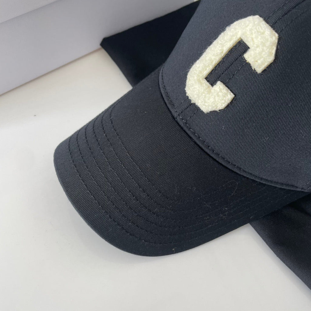 Caps