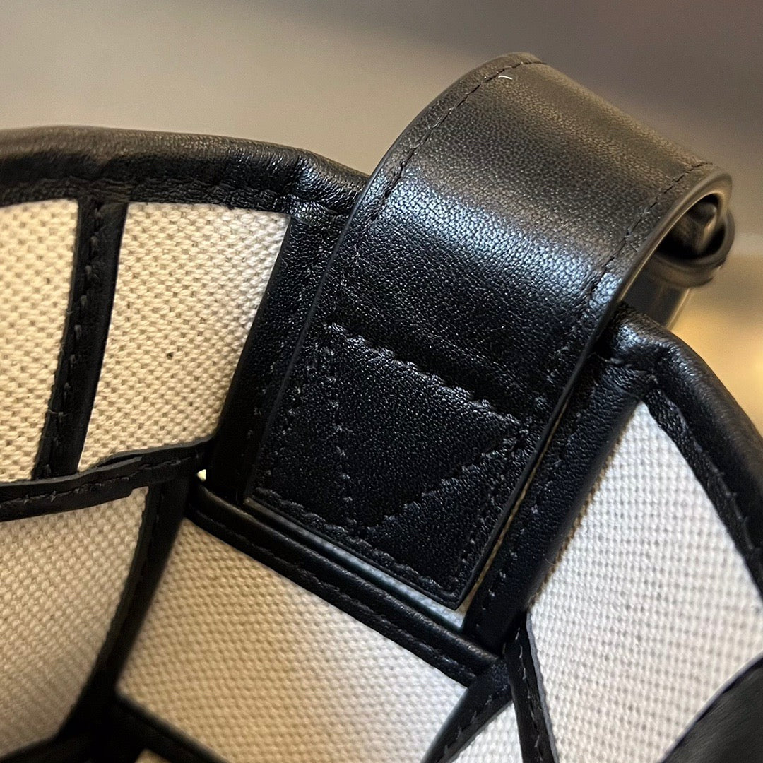 BV Sling Bag
