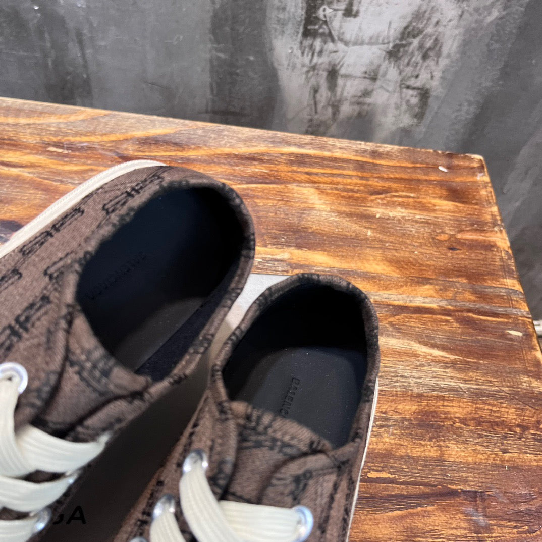 BLCG Sneakers