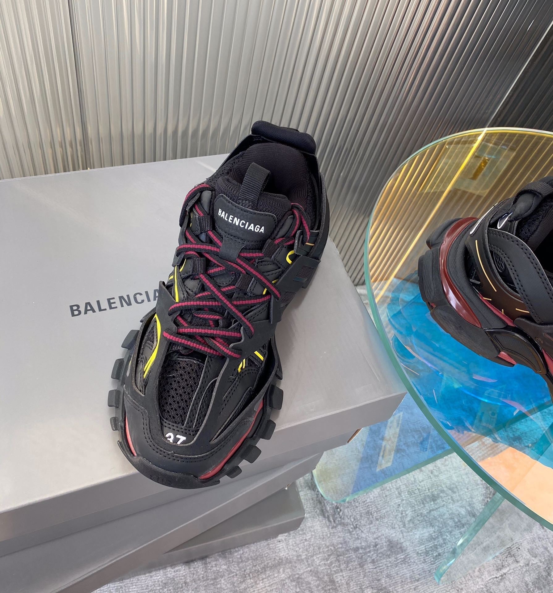 BLCG Sneakers