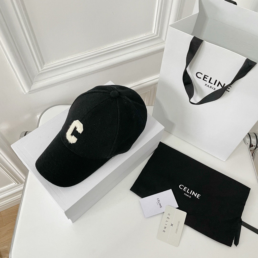 Caps