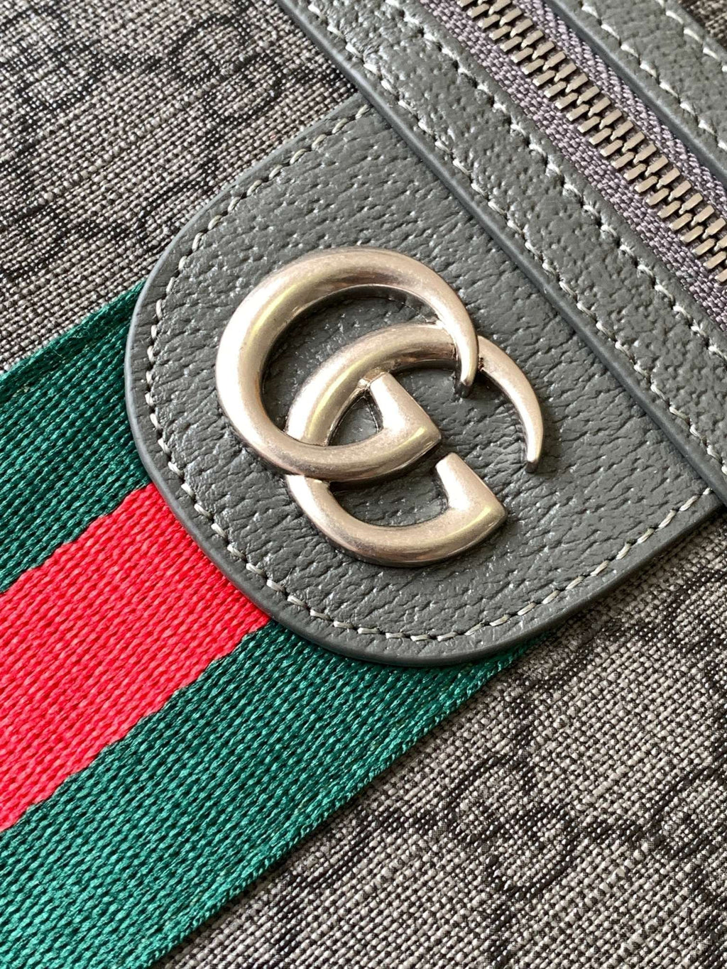 GUC Messenger Bag