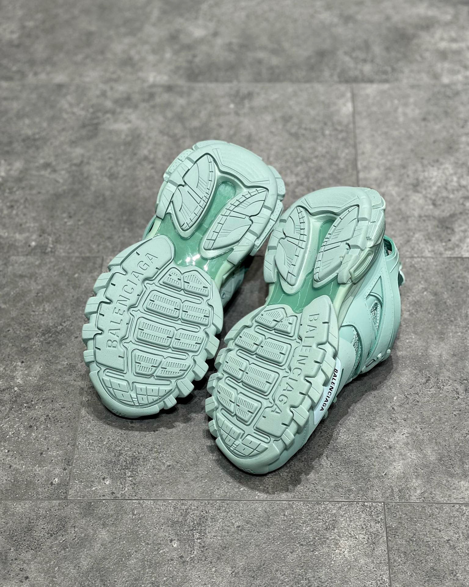 BLCG Sneakers