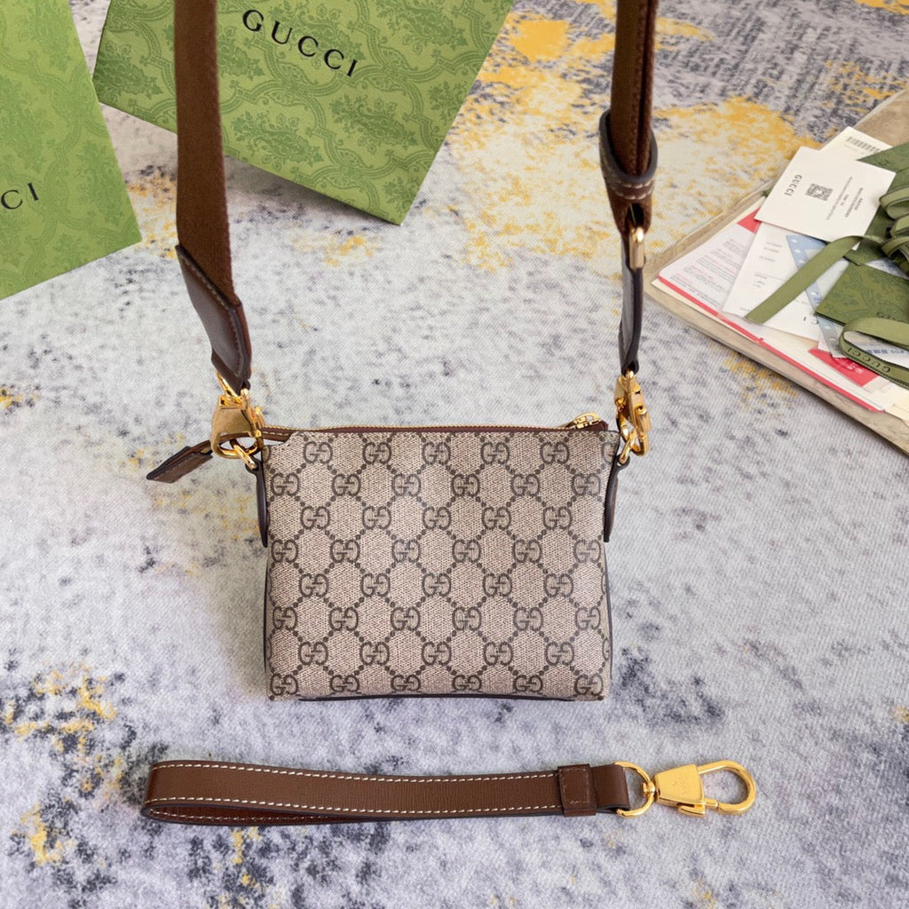 GUC Messenger Bag
