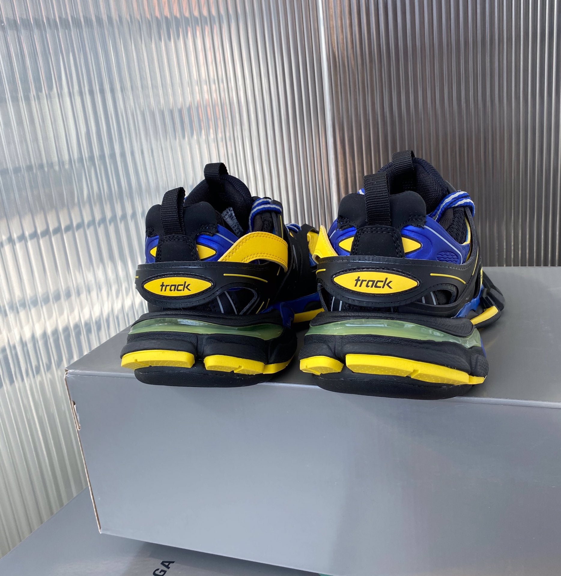 BLCG Sneakers