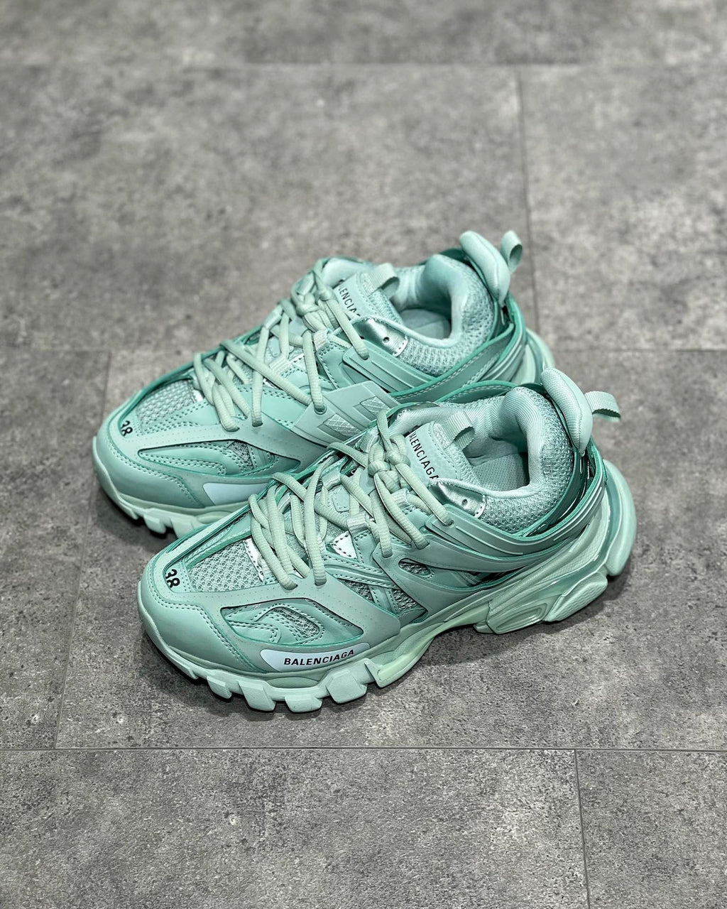 BLCG Sneakers