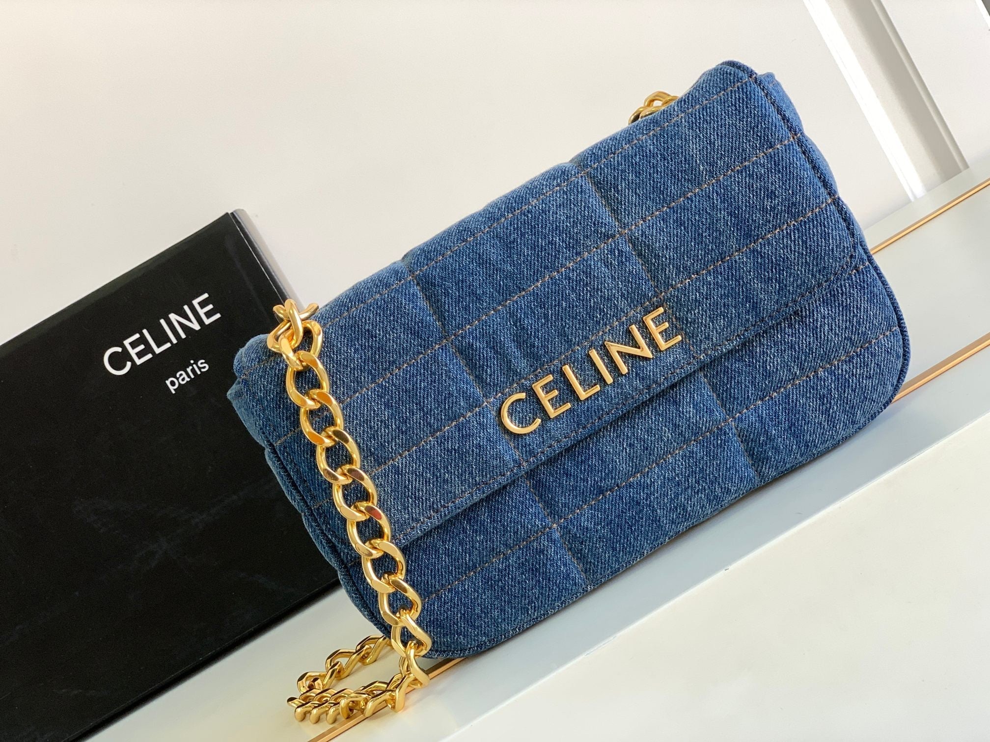 CEL Chain Bag