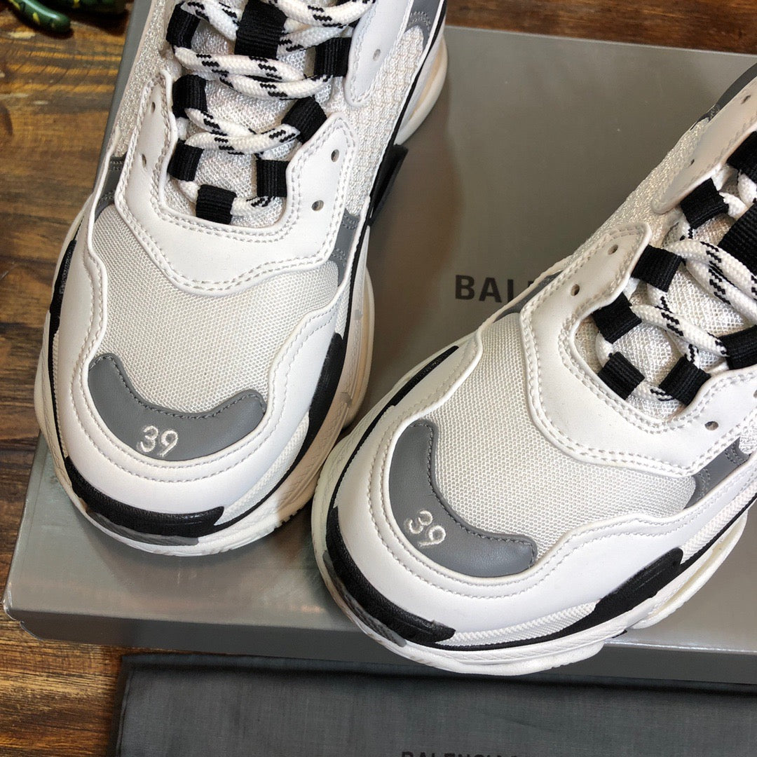 BLCG Sneakers