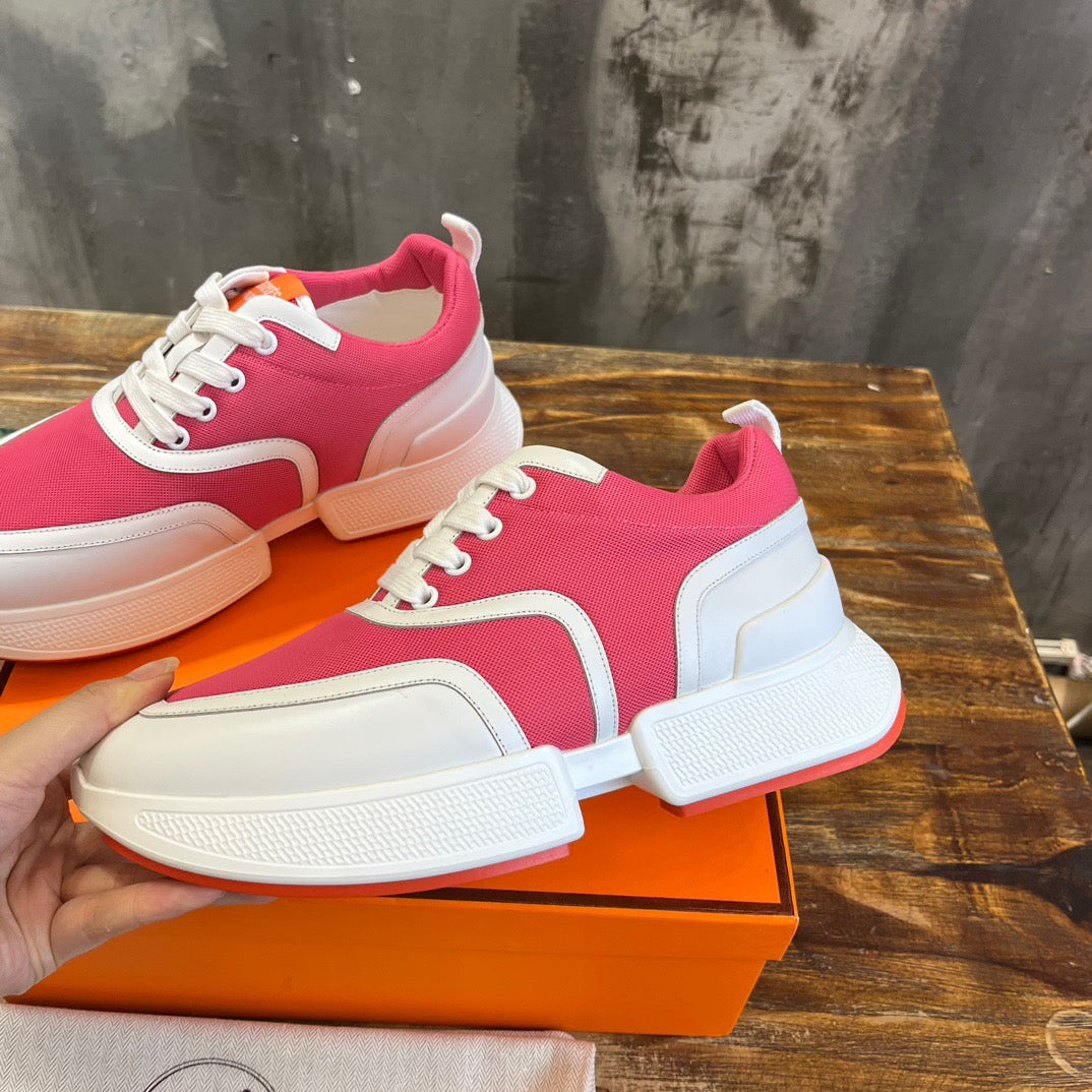 HERM Sneakers