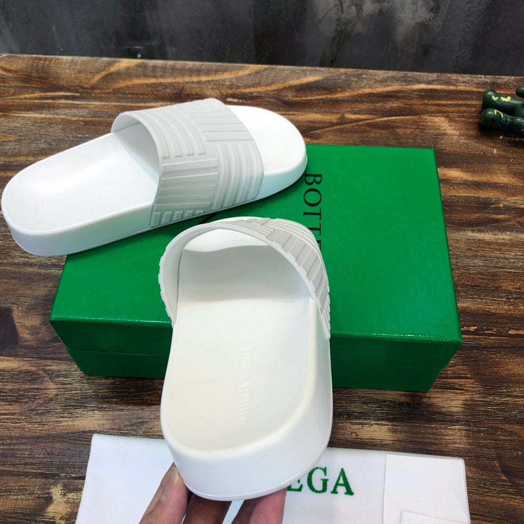 BV Sandals
