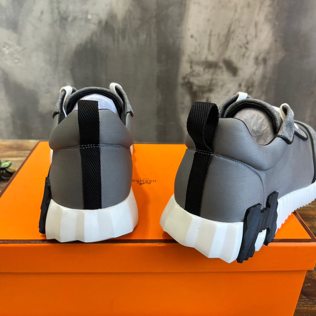 HERM Sneakers