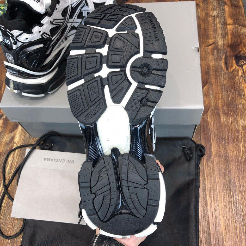 BLCG Sneakers