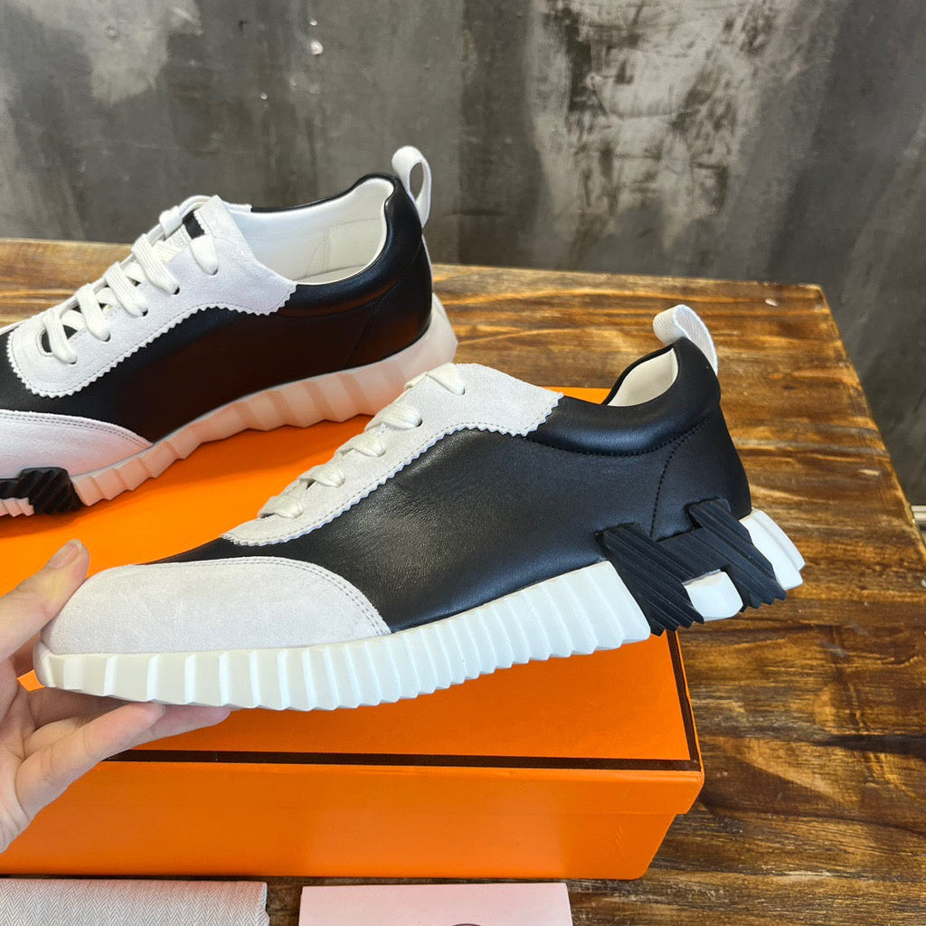 HERM Sneakers