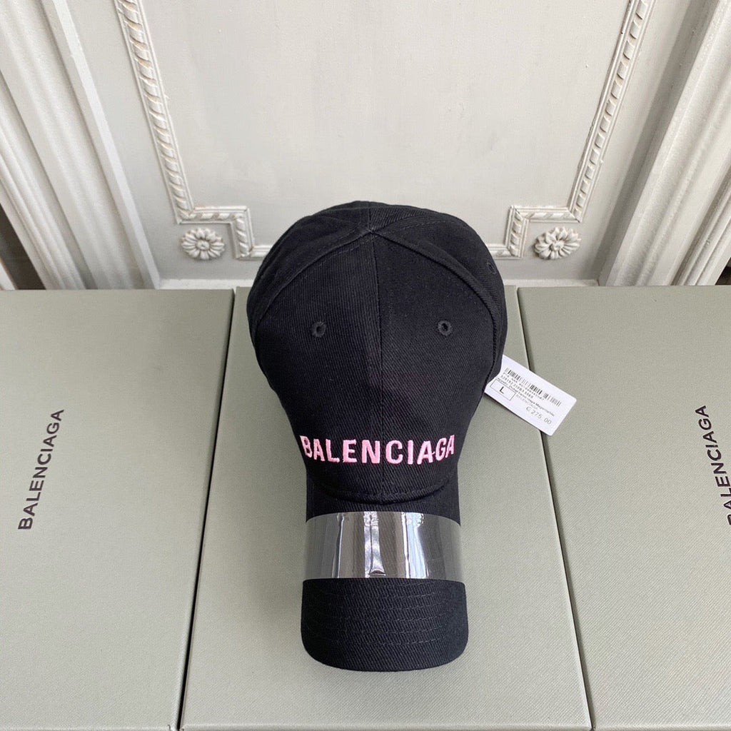 Caps