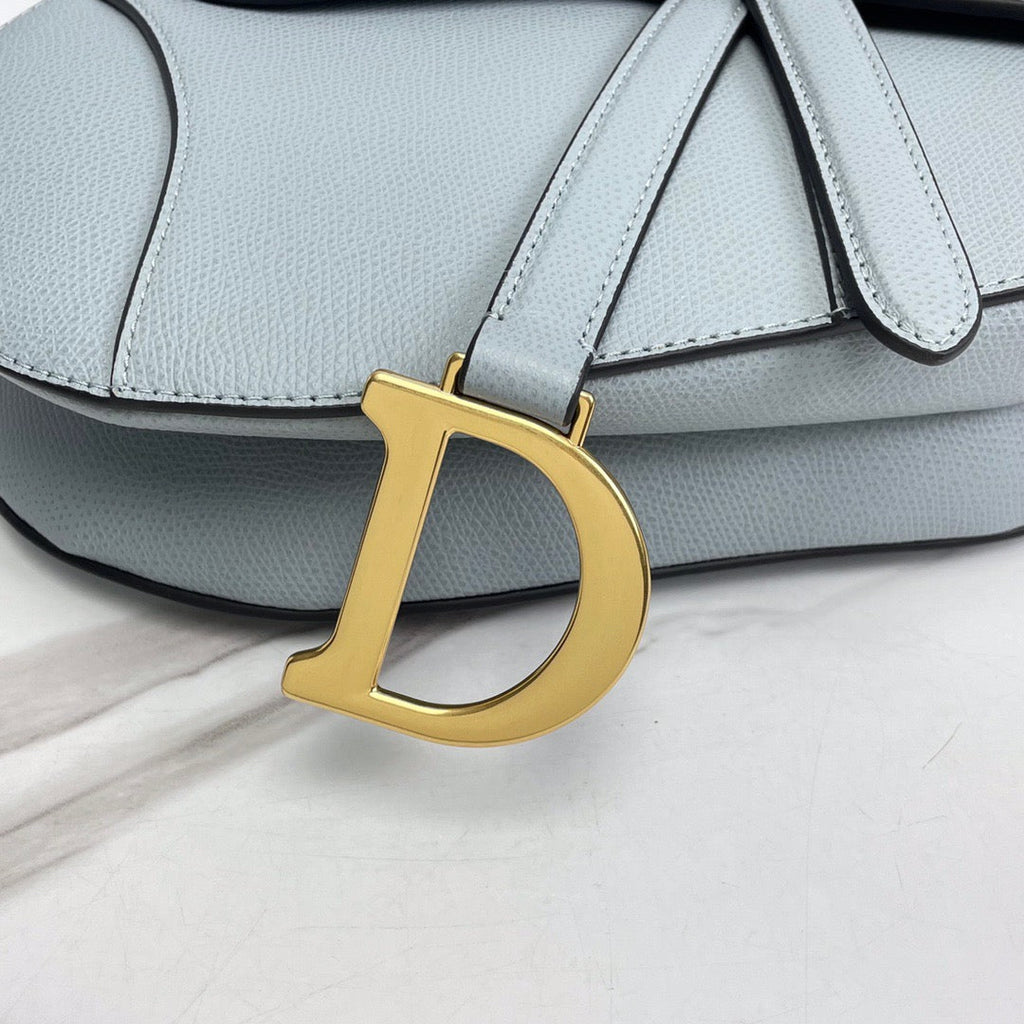 DIO Saddle