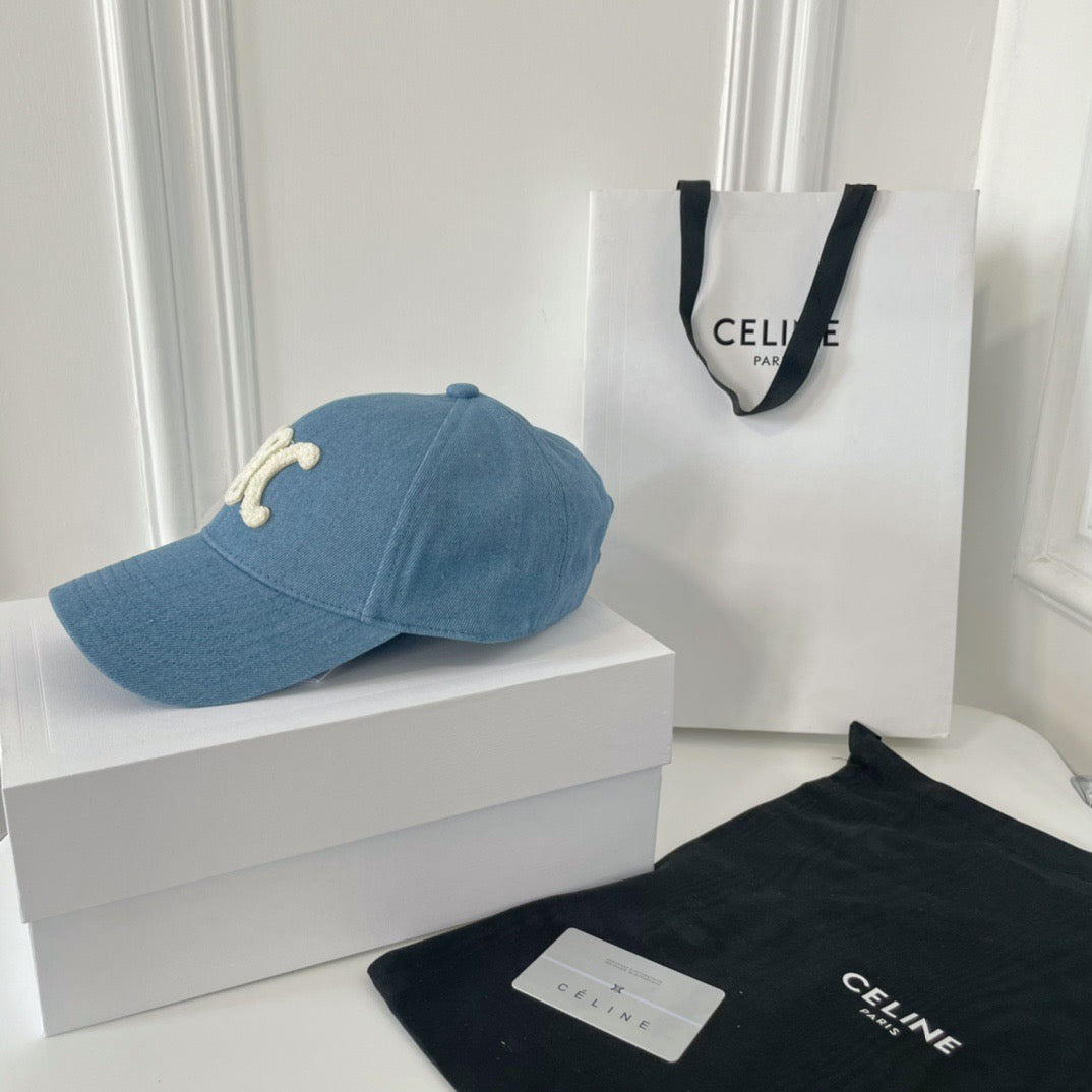 Caps