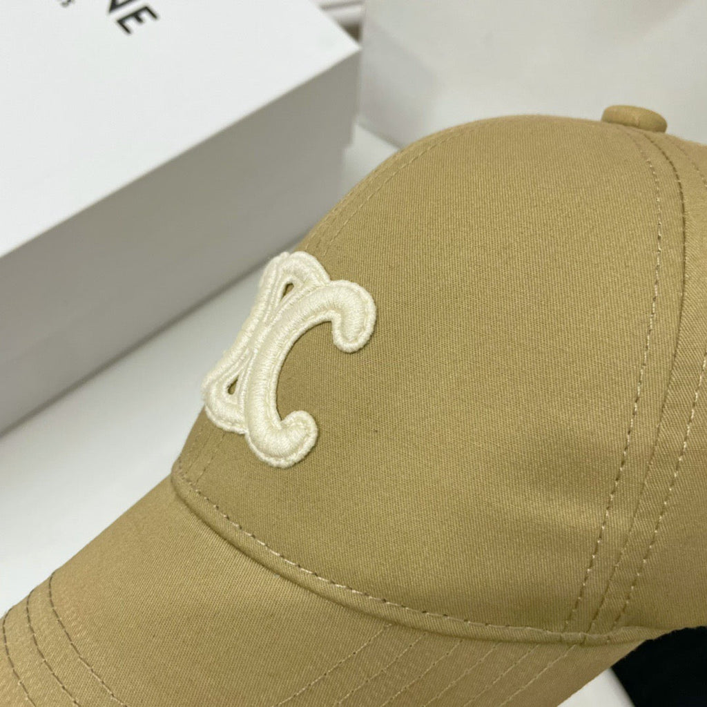 Caps