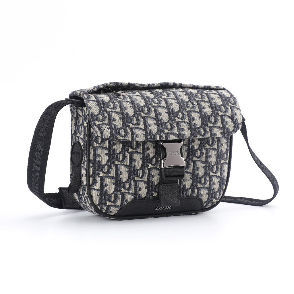 DIO Explorer Oblique Messeger Bag